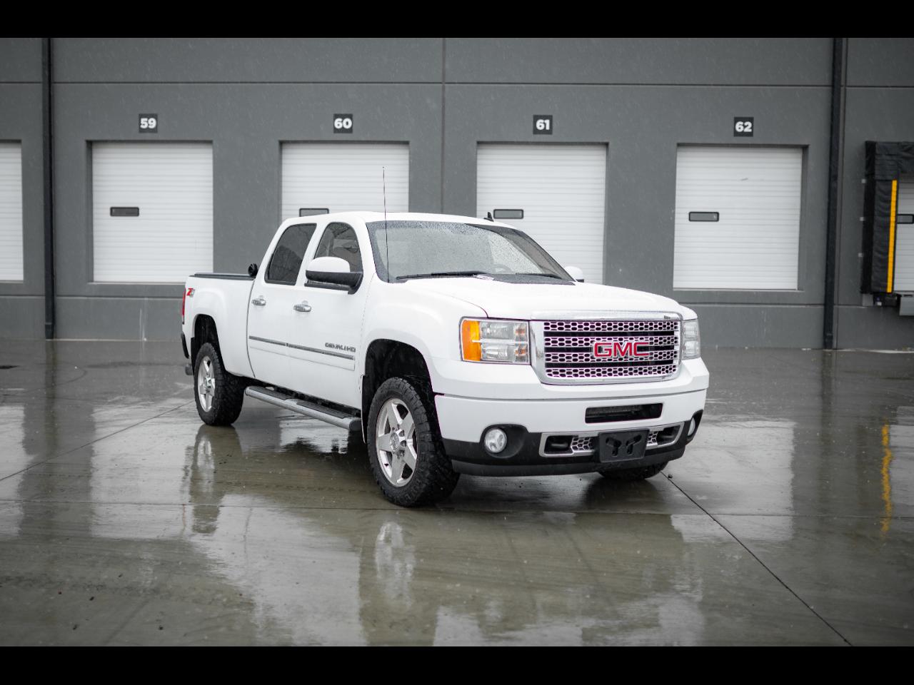 2011 GMC Sierra 2500HD Denali Crew Cab 4WD