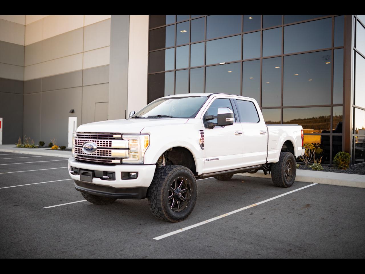2017 Ford F-250 SD Lariat Crew Cab 4WD