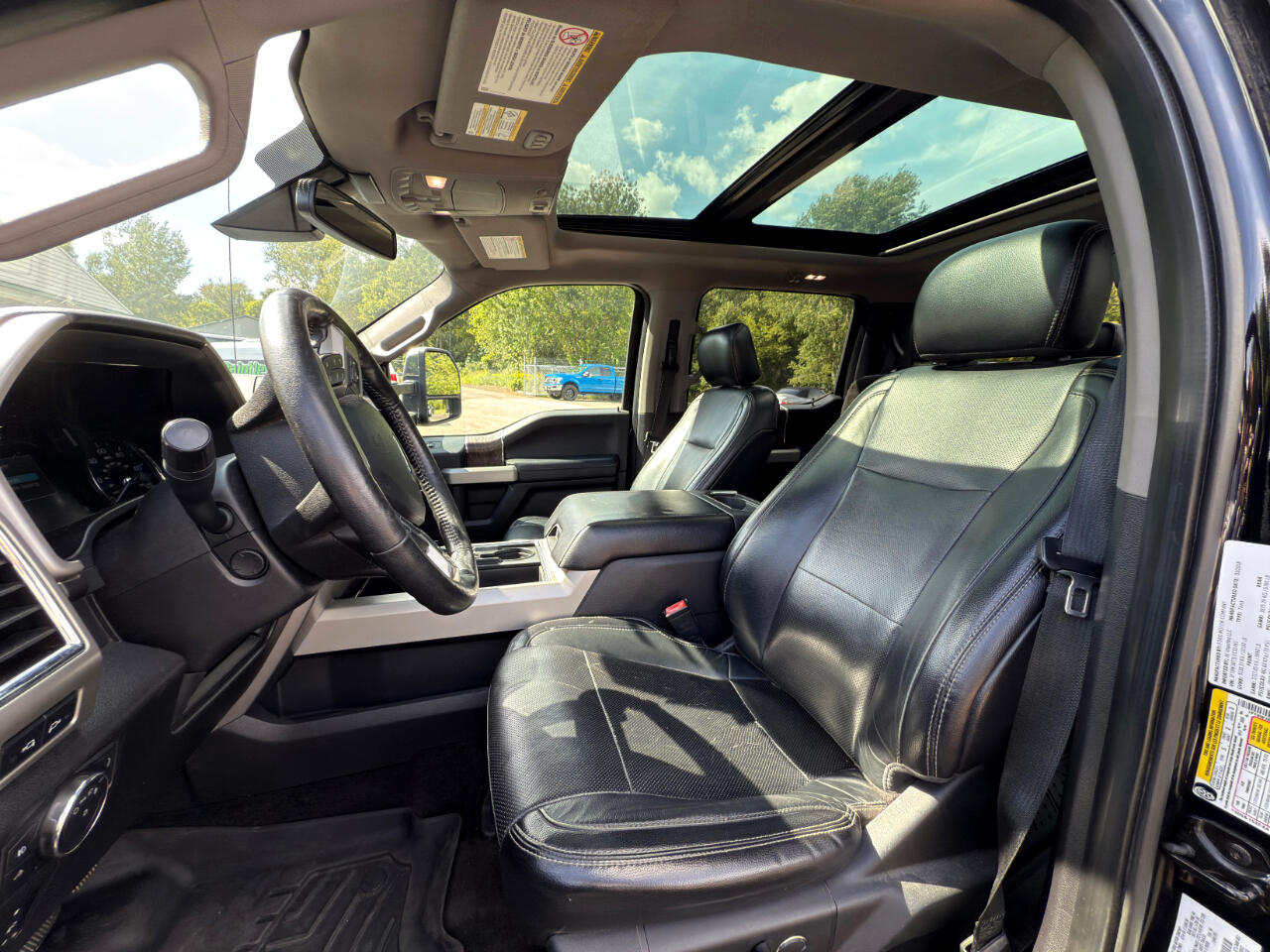 2018 Ford F-350 photo 2