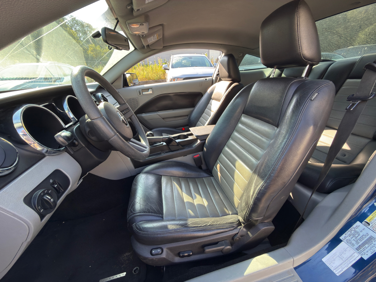 2008 Ford Mustang GT Premium photo 2