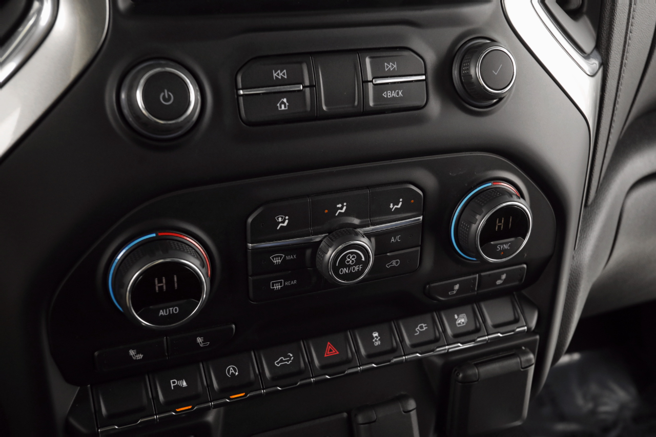 2020 Chevrolet Silverado 1500 RST photo 10