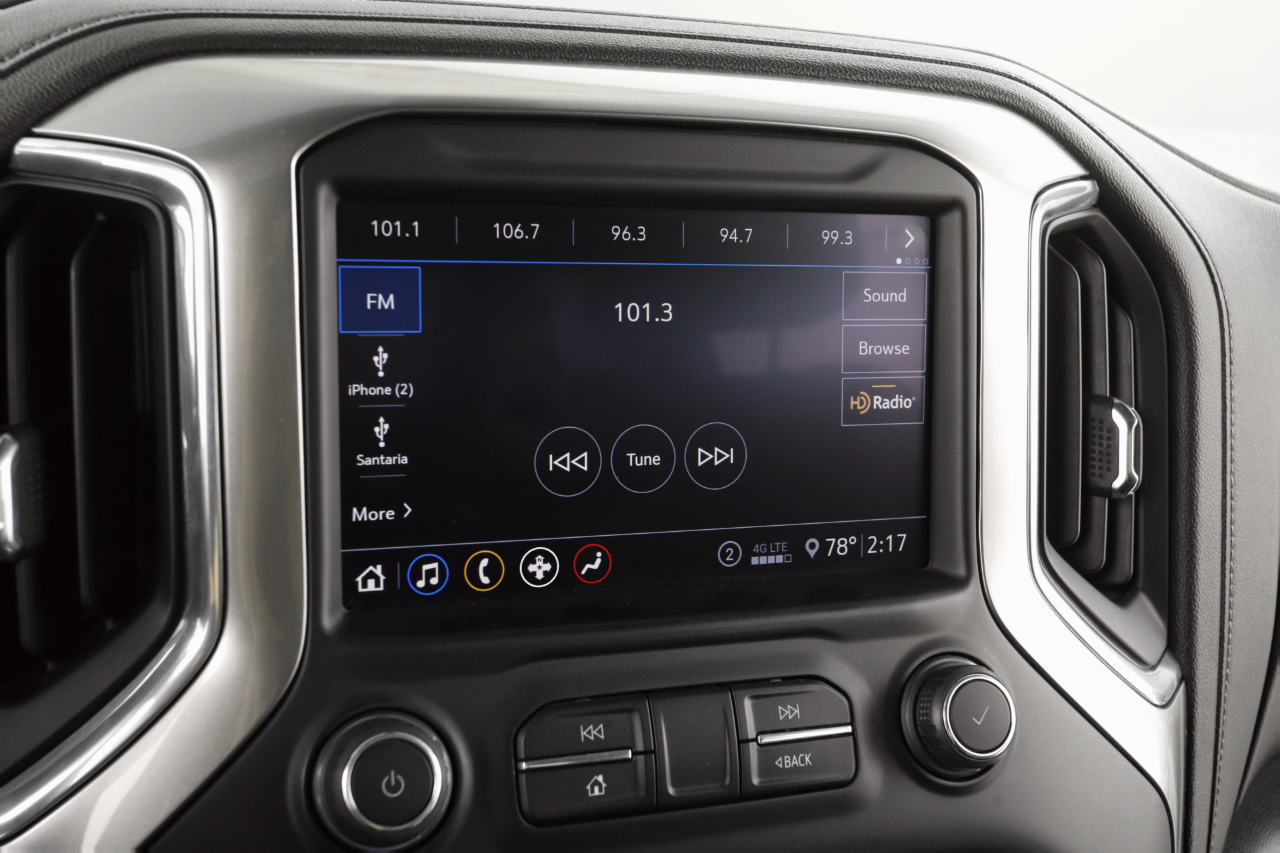 2020 Chevrolet Silverado 1500 RST photo 11