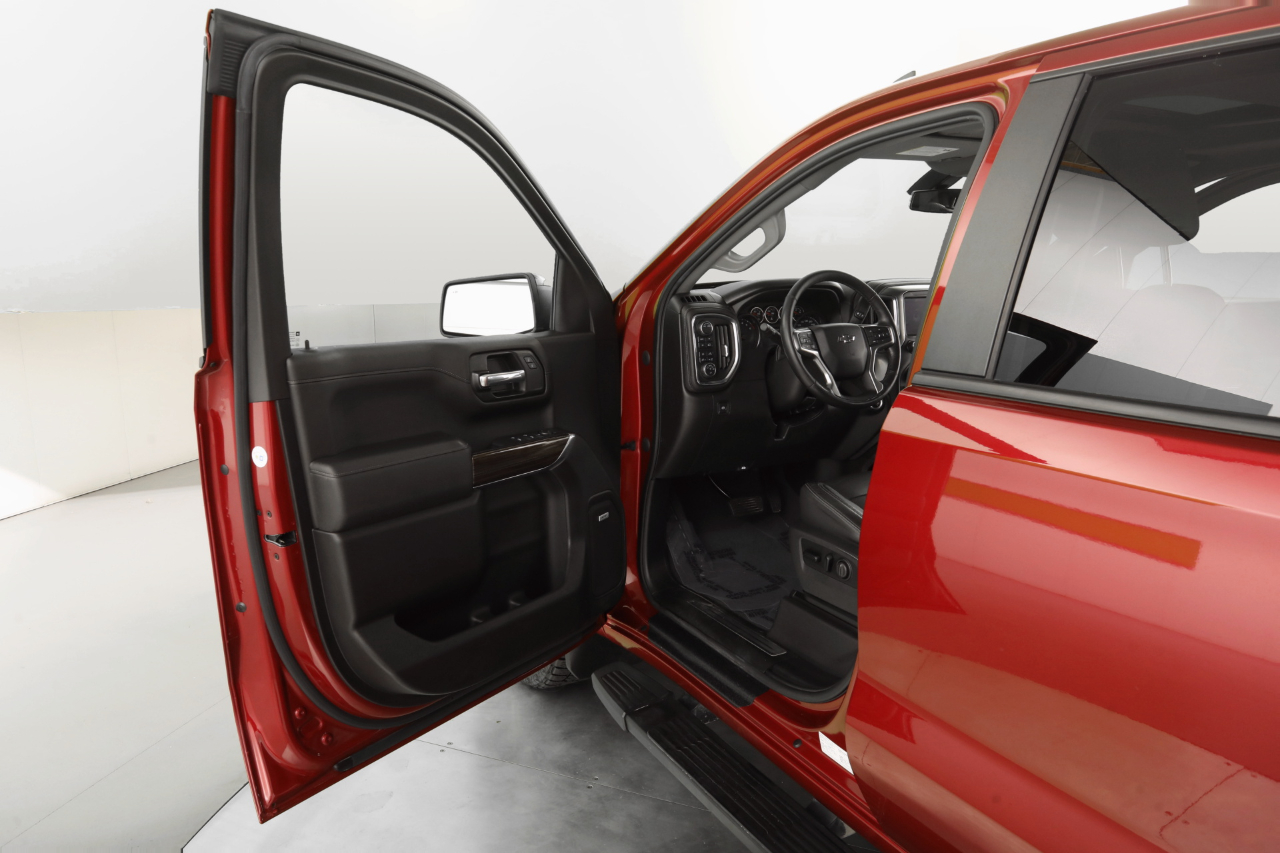 2020 Chevrolet Silverado 1500 RST photo 19
