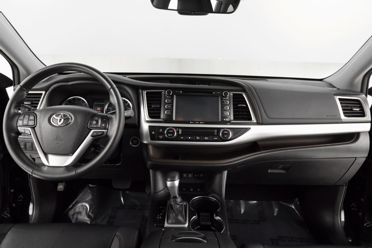 2019 Toyota Highlander XLE photo 15