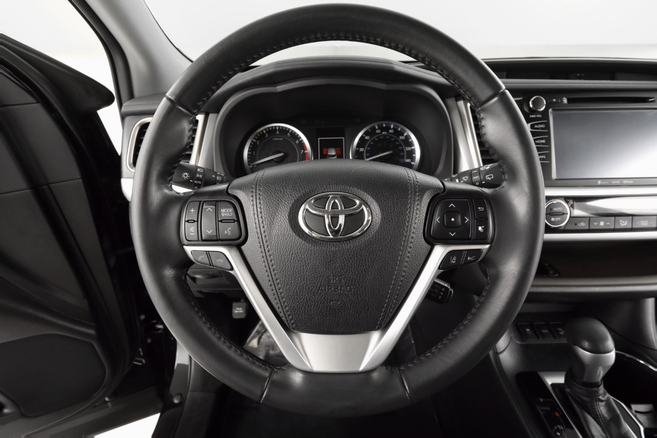 2019 Toyota Highlander XLE photo 29