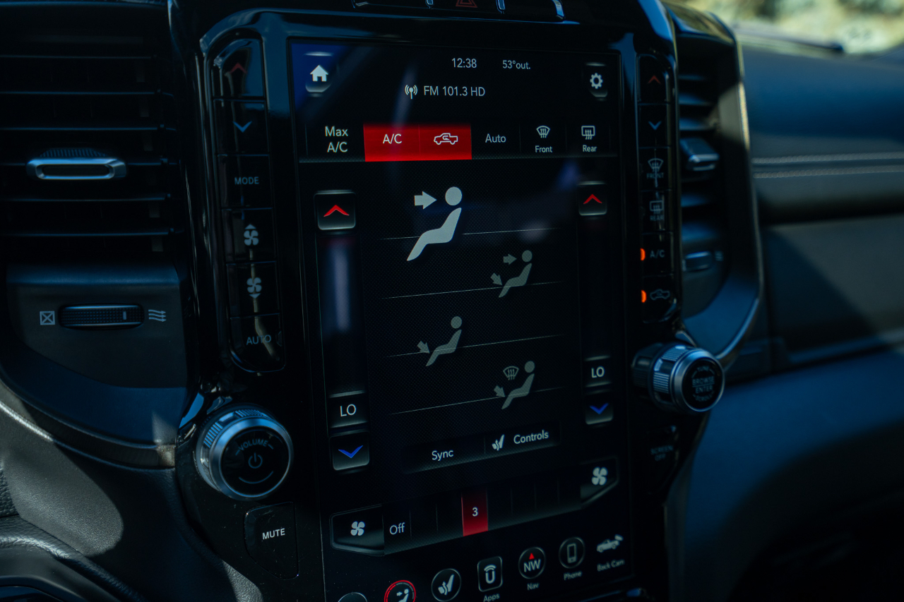 RAM 1500 Rebel Crew Cab 4WD 2021 RAM 1500 Rebel Crew Cab 4WD 2021