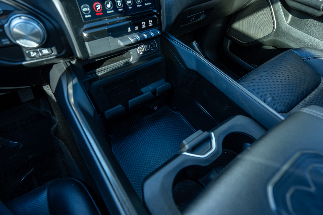 RAM 1500 Rebel Crew Cab 4WD 2021 RAM 1500 Rebel Crew Cab 4WD 2021