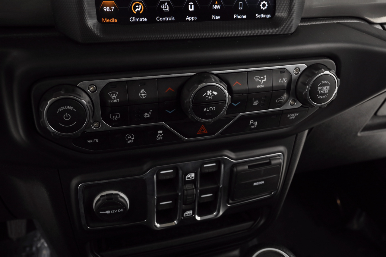 Jeep Wrangler Unlimited Sahara 4WD 2021 Jeep Wrangler Unlimited Sahara 4WD 2021