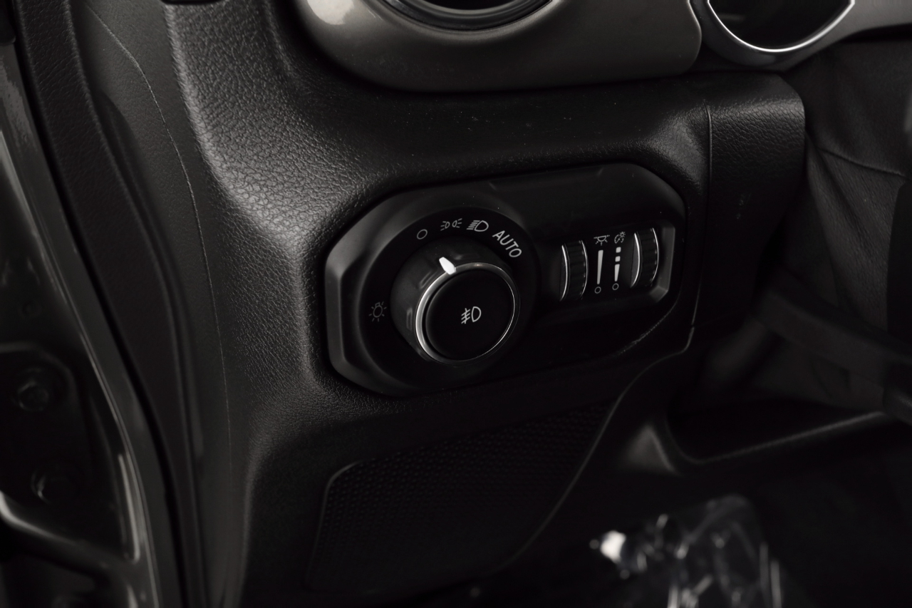 Jeep Wrangler Unlimited Sahara 4WD 2021 Jeep Wrangler Unlimited Sahara 4WD 2021