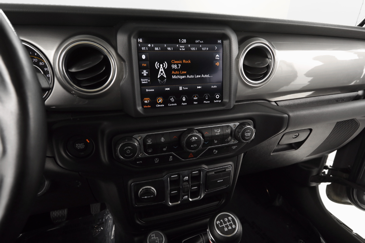 Jeep Wrangler Unlimited Sahara 4WD 2021 Jeep Wrangler Unlimited Sahara 4WD 2021