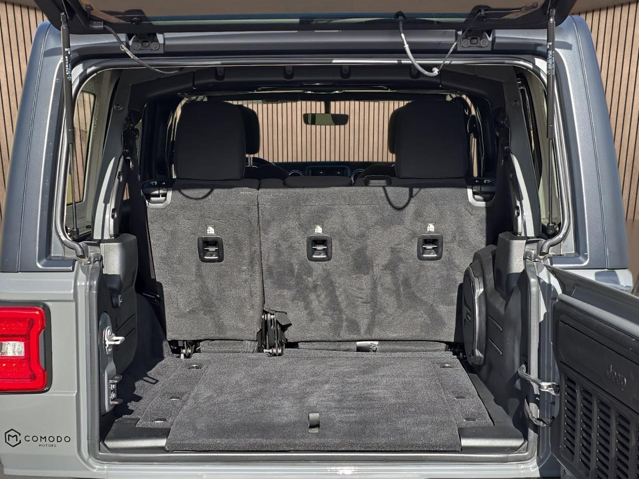 Jeep Wrangler Unlimited Sahara 4WD 2021