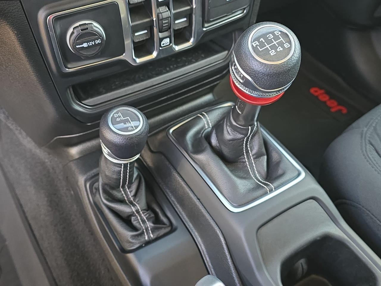 Jeep Wrangler Unlimited Sahara 4WD 2021