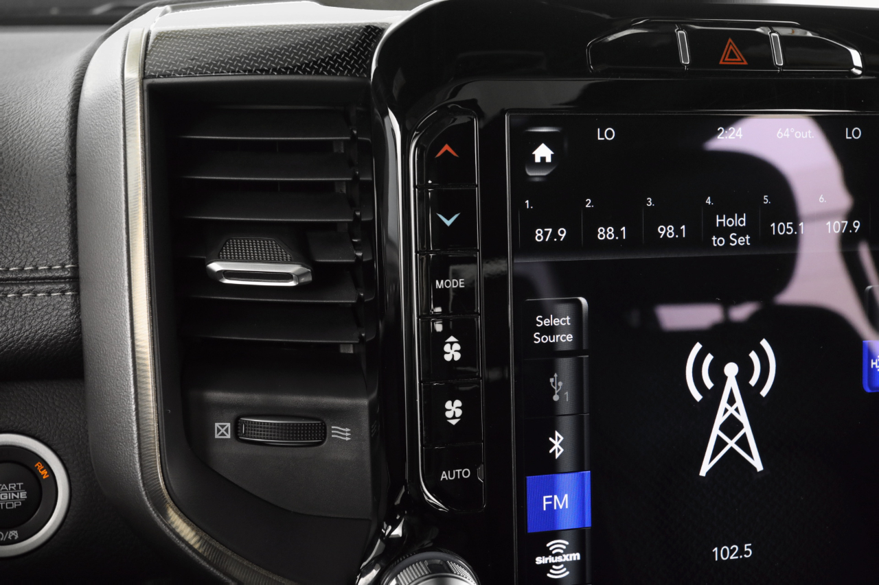 RAM 1500 Sport Crew Cab 4WD 2021 RAM 1500 Sport Crew Cab 4WD 2021