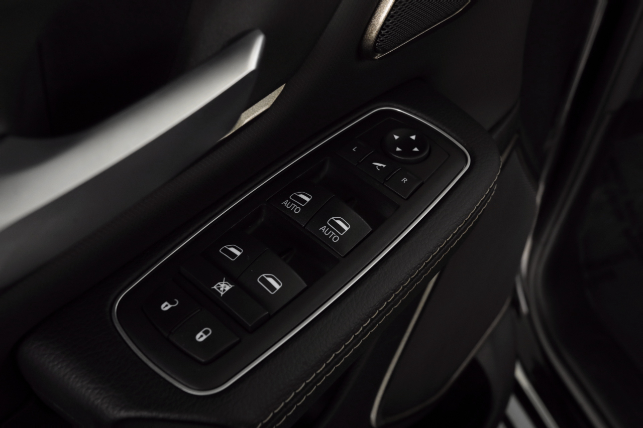 RAM 1500 Sport Crew Cab 4WD 2021 RAM 1500 Sport Crew Cab 4WD 2021