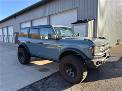 2022 Ford Bronco  2022 Ford Bronco