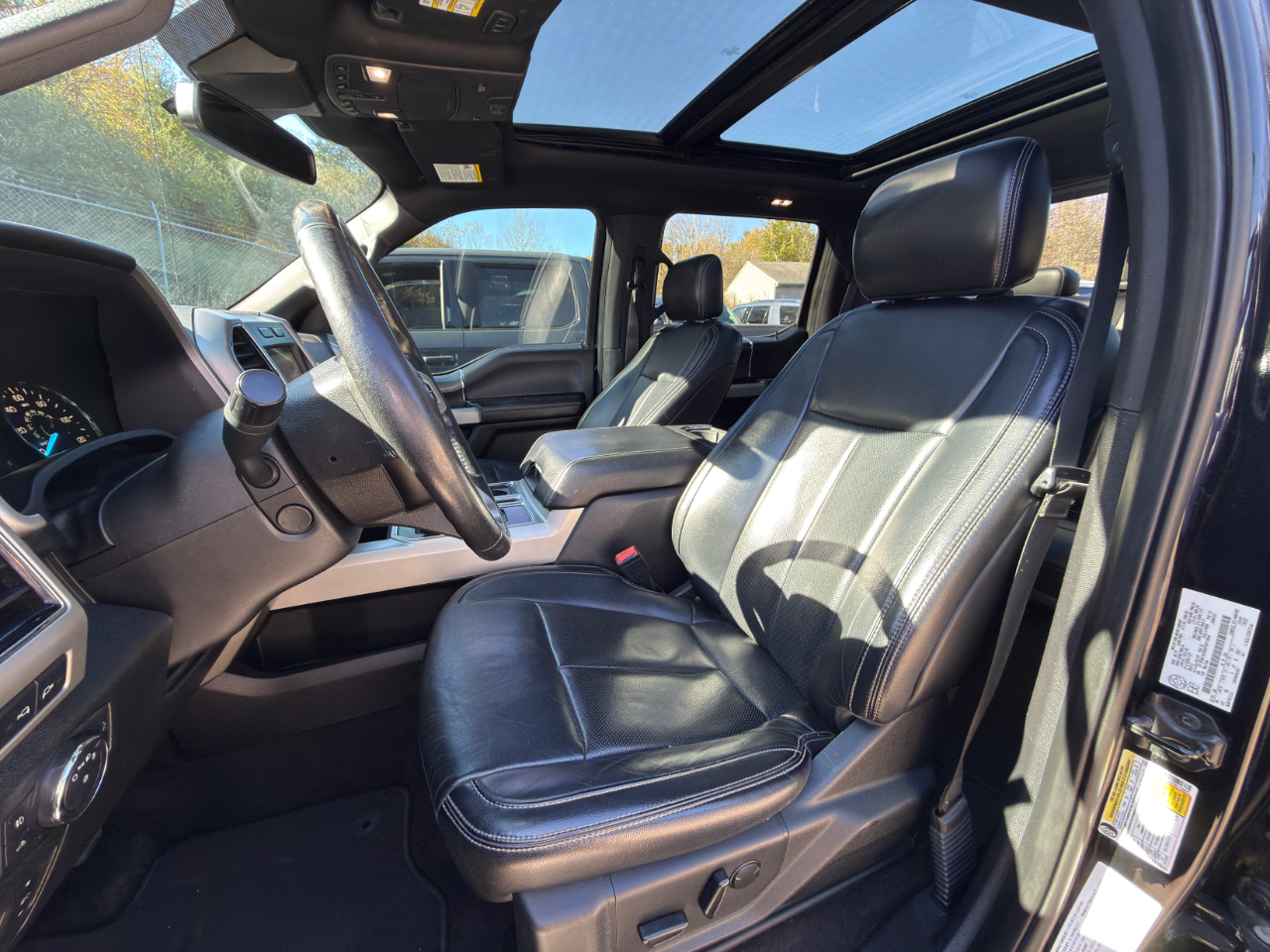 Ford F150 Lariat Supercrew 4WD 2019 Ford F150 Lariat Supercrew 4WD 2019