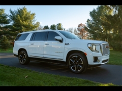 2023 GMC Yukon XL 