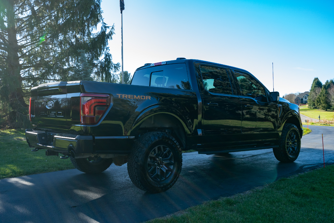 2024 Ford F-150 Tremor photo 2