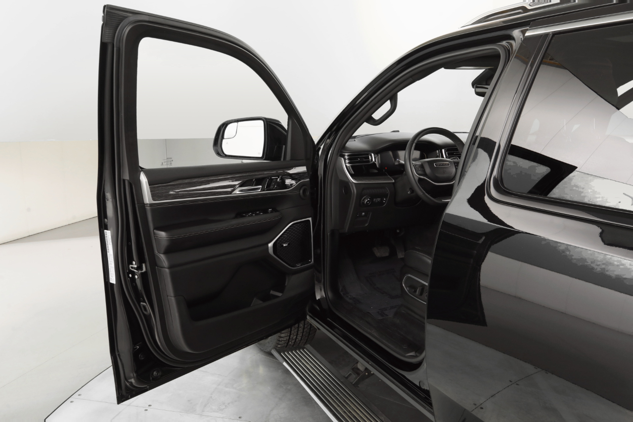 Jeep Wagoneer Series III 4WD 2022