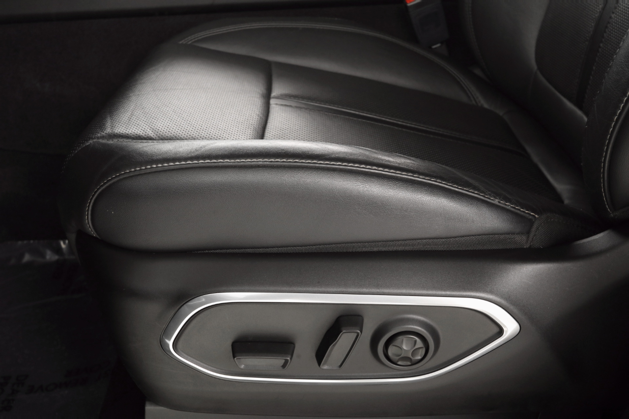 Jeep Wagoneer Series III 4WD 2022