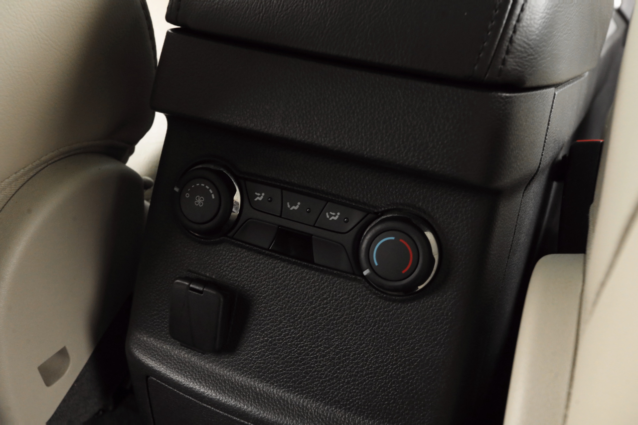 Ford Explorer XLT 4WD 2015