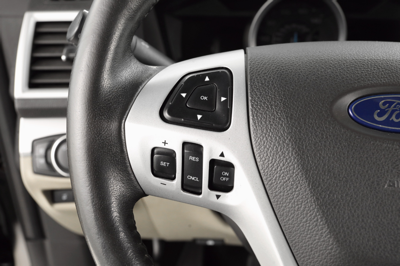 Ford Explorer XLT 4WD 2015