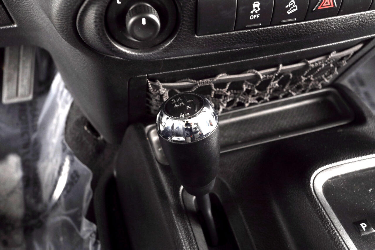 Jeep Wrangler Unlimited Sport 4WD 2013