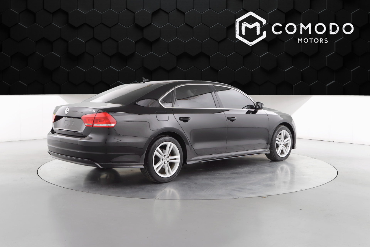 Volkswagen Passat  2013