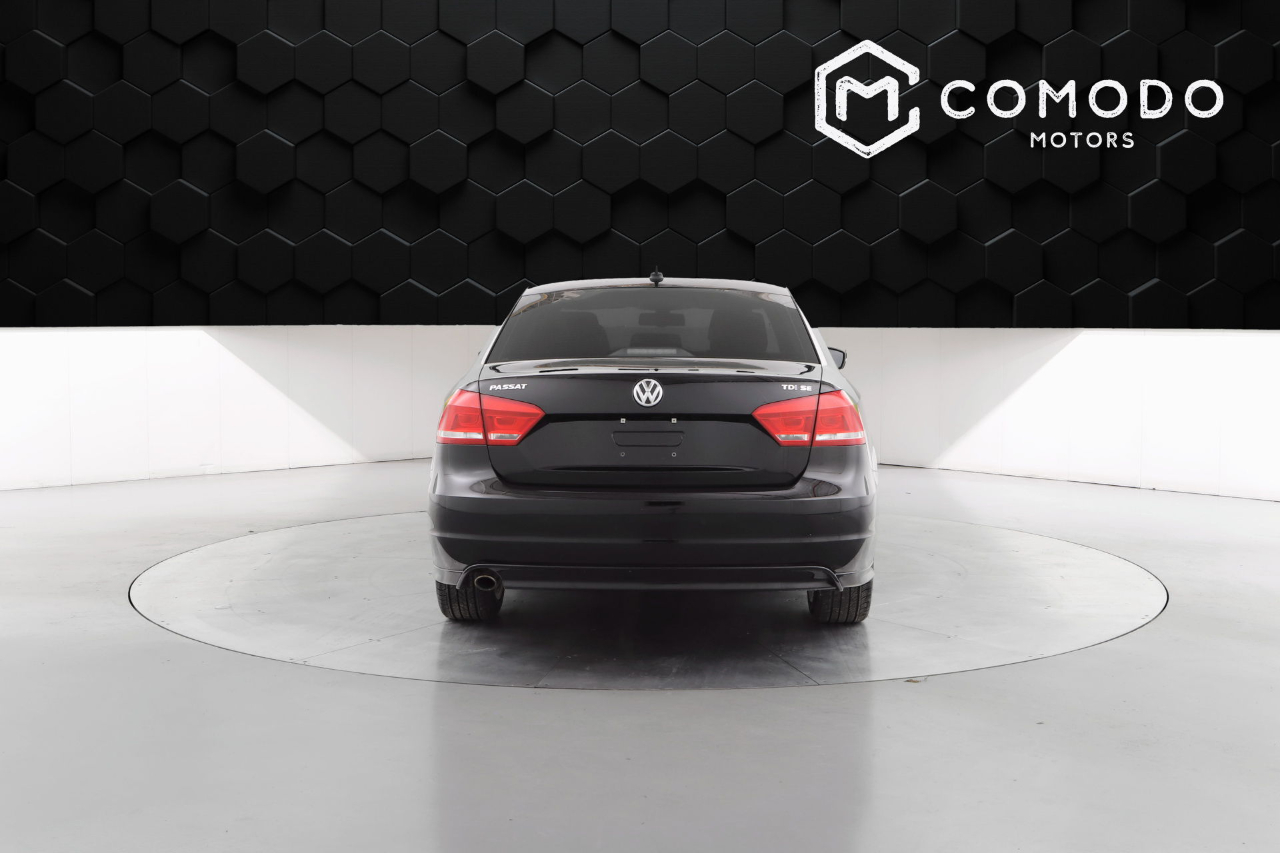 Volkswagen Passat  2013