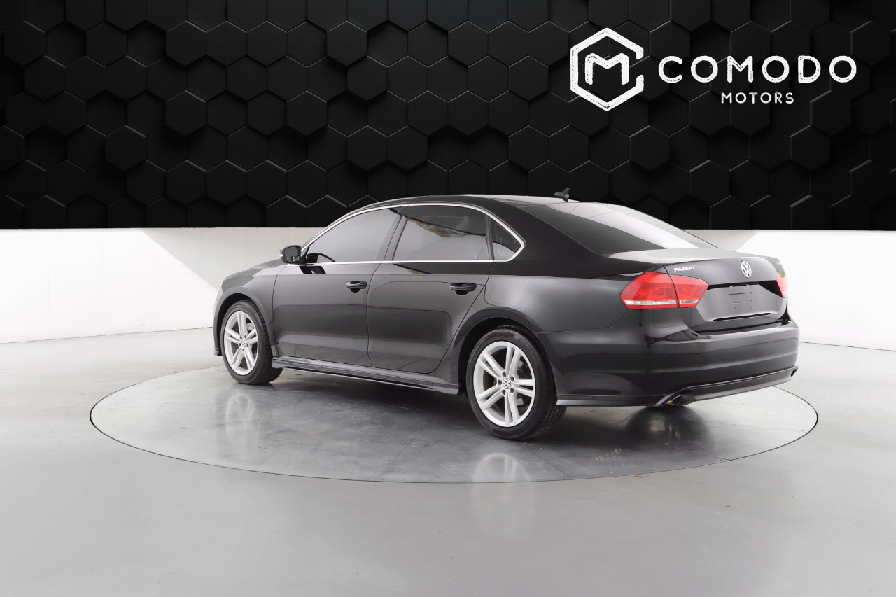 Volkswagen Passat  2013