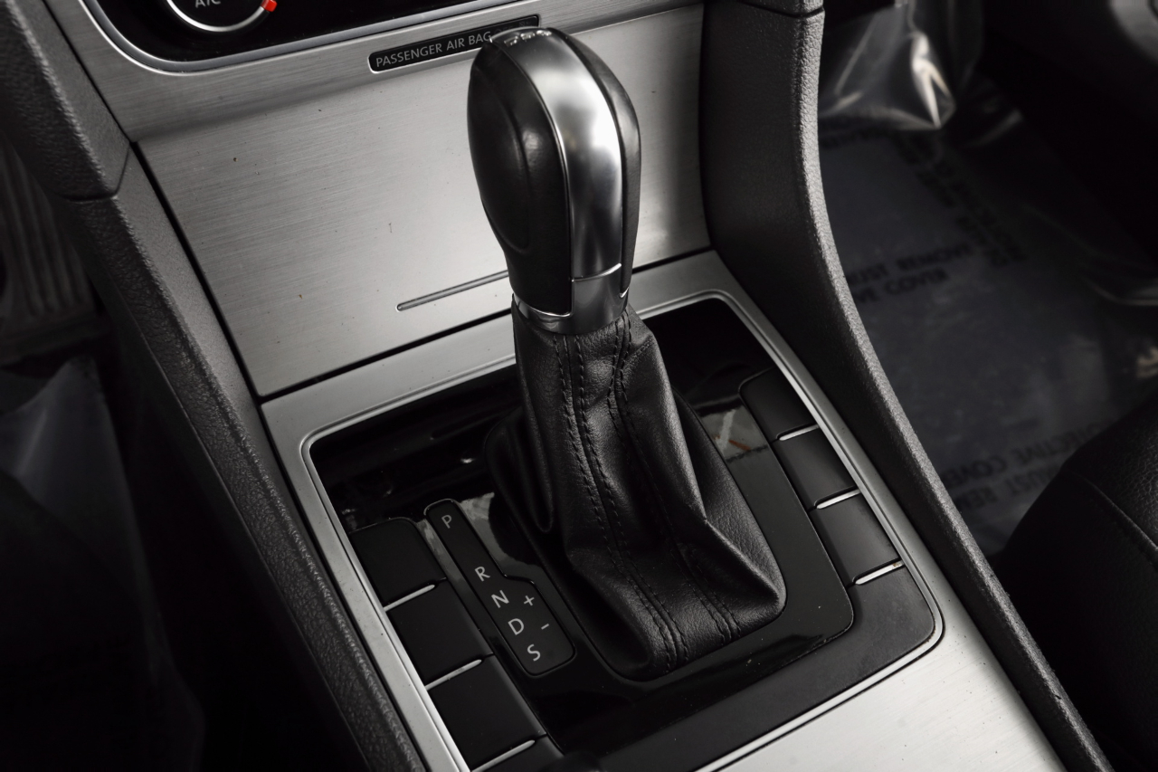 Volkswagen Passat  2013