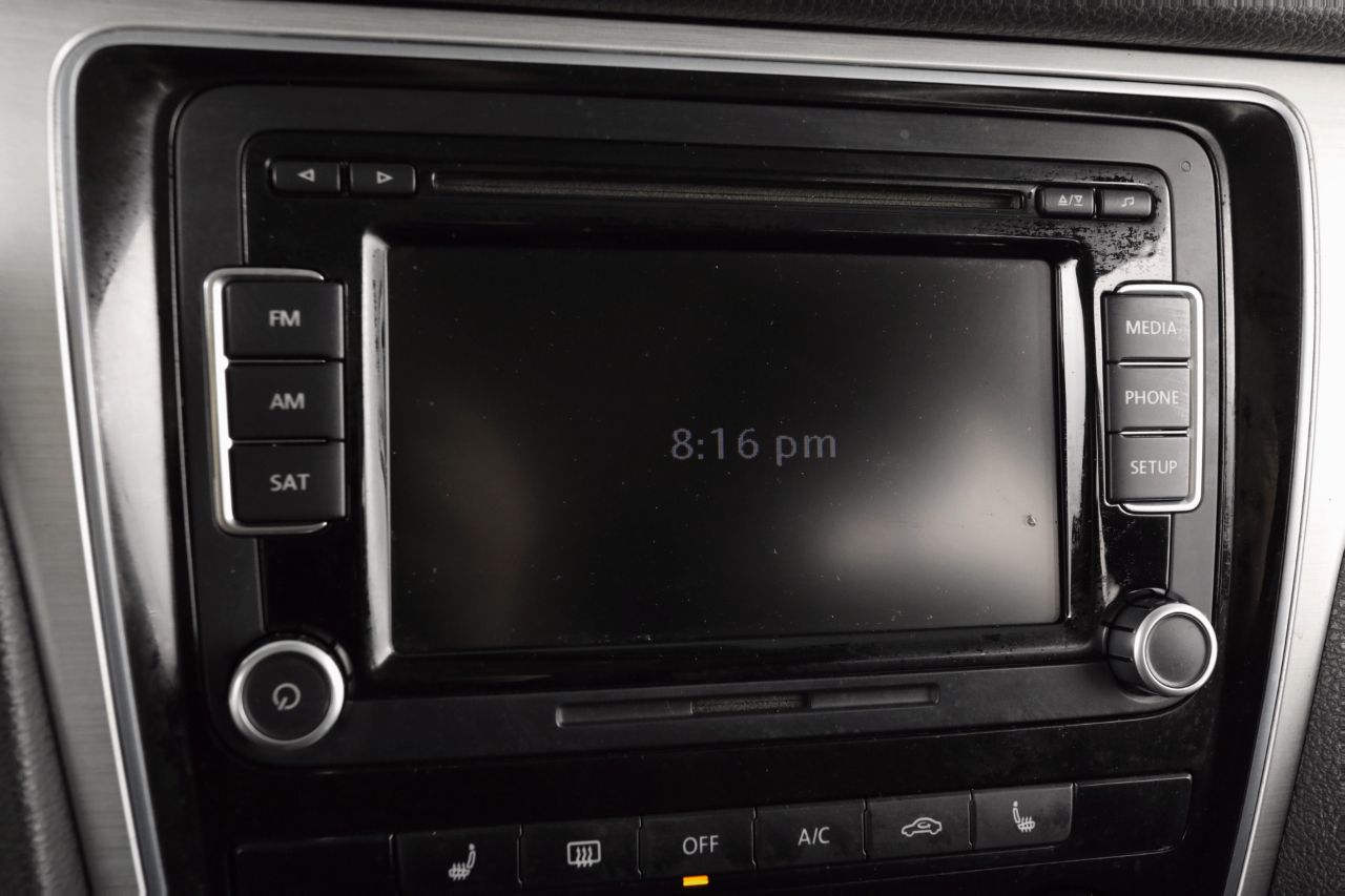 Volkswagen Passat  2013