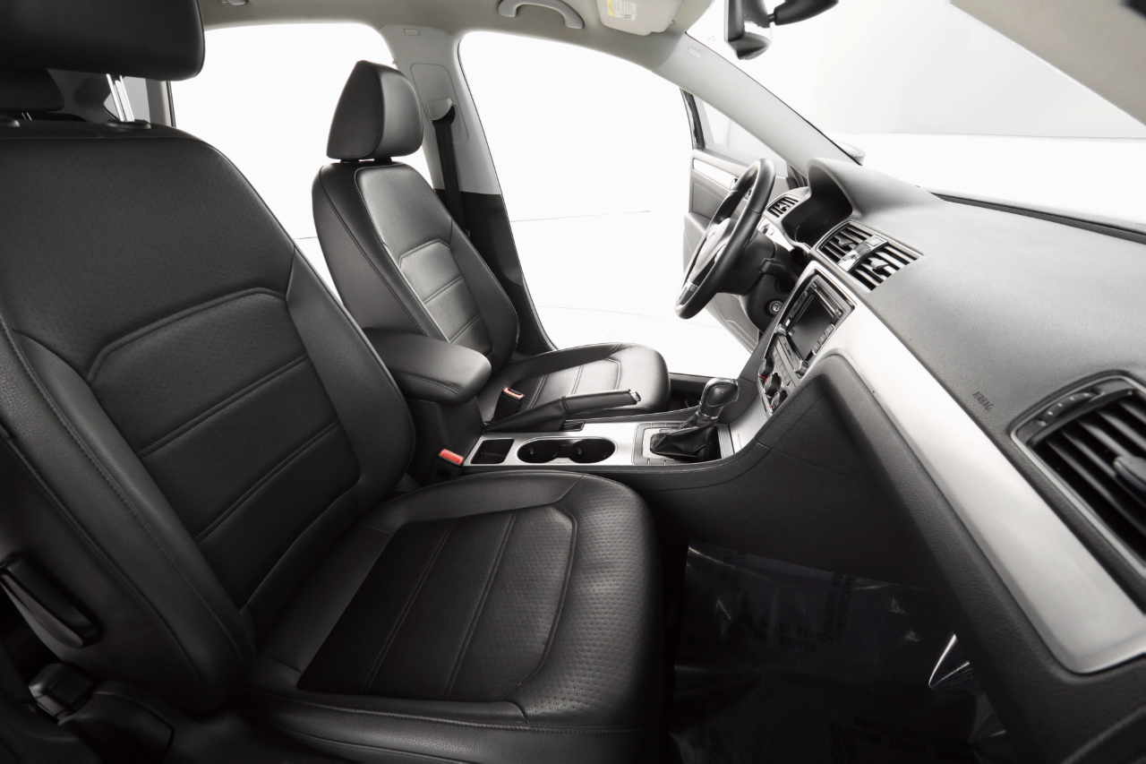 Volkswagen Passat  2013