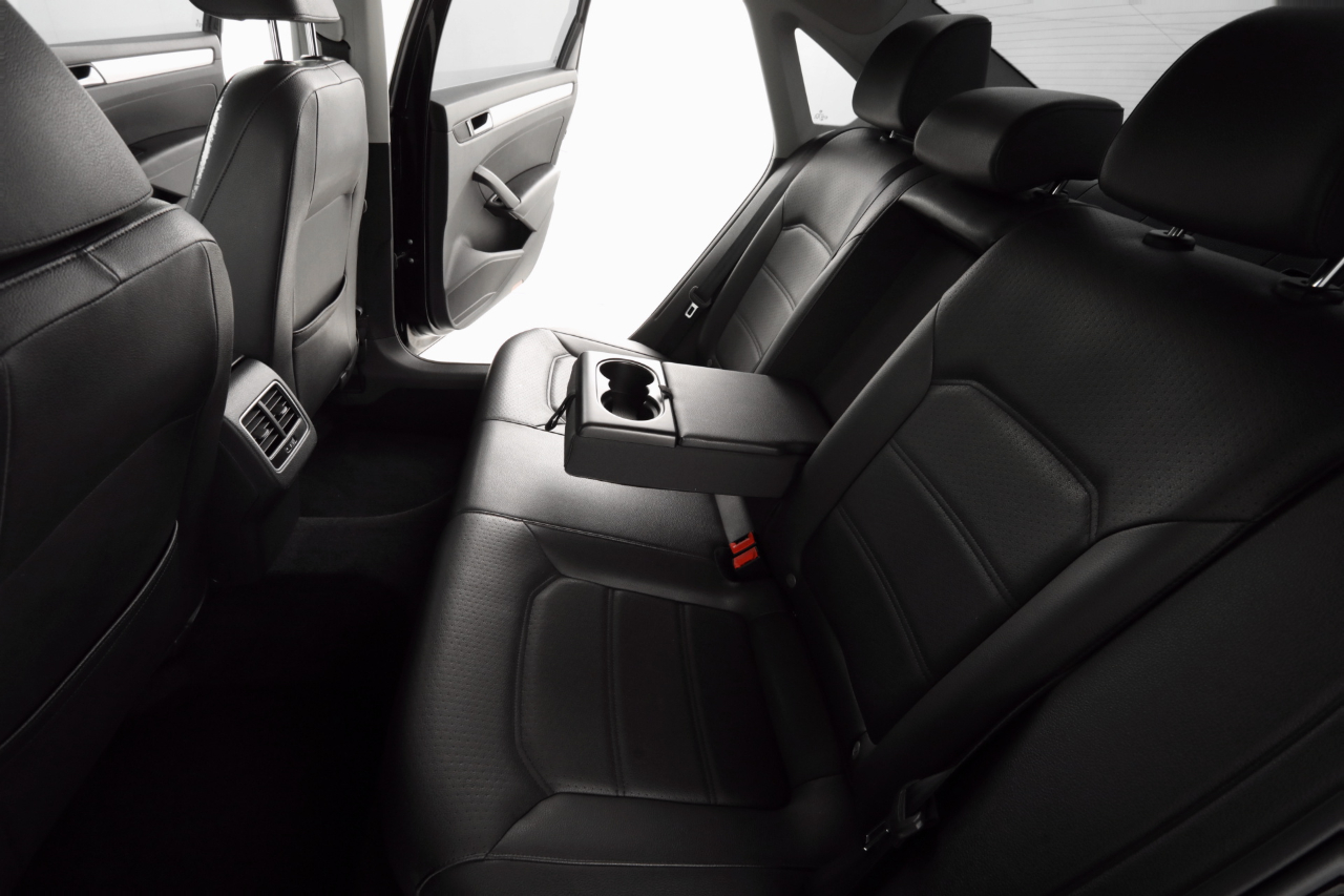 Volkswagen Passat  2013