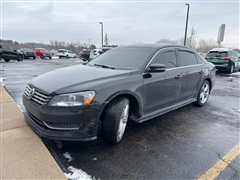 2013 Volkswagen Passat 