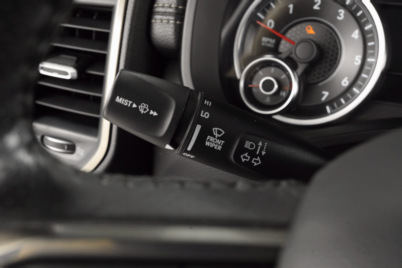 RAM 1500 Sport Crew Cab 4WD 2020