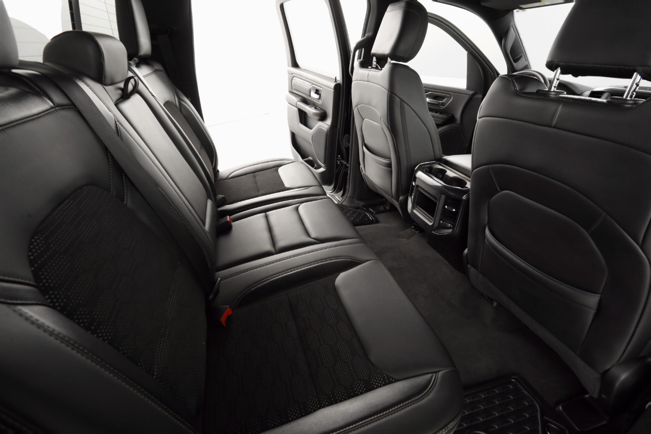 RAM 1500 Sport Crew Cab 4WD 2020