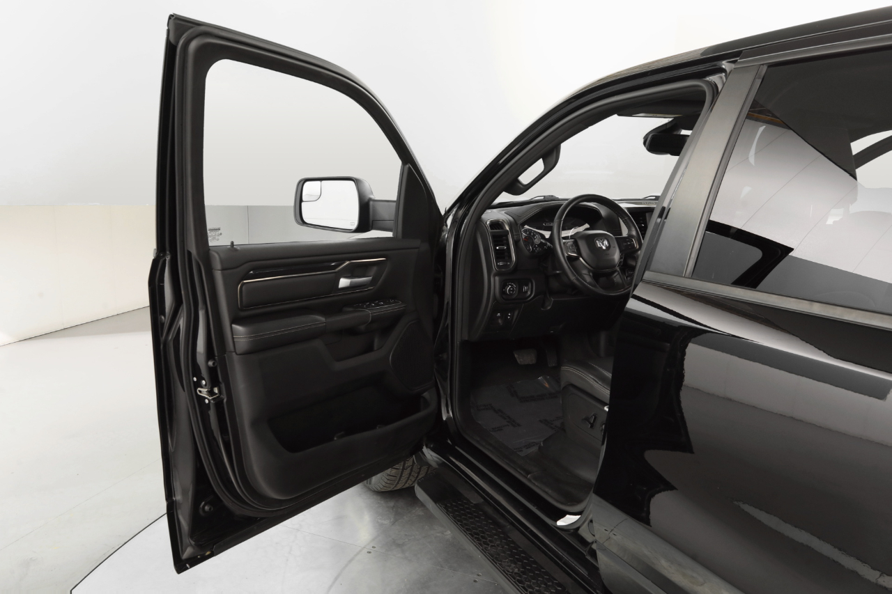 RAM 1500 Sport Crew Cab 4WD 2020