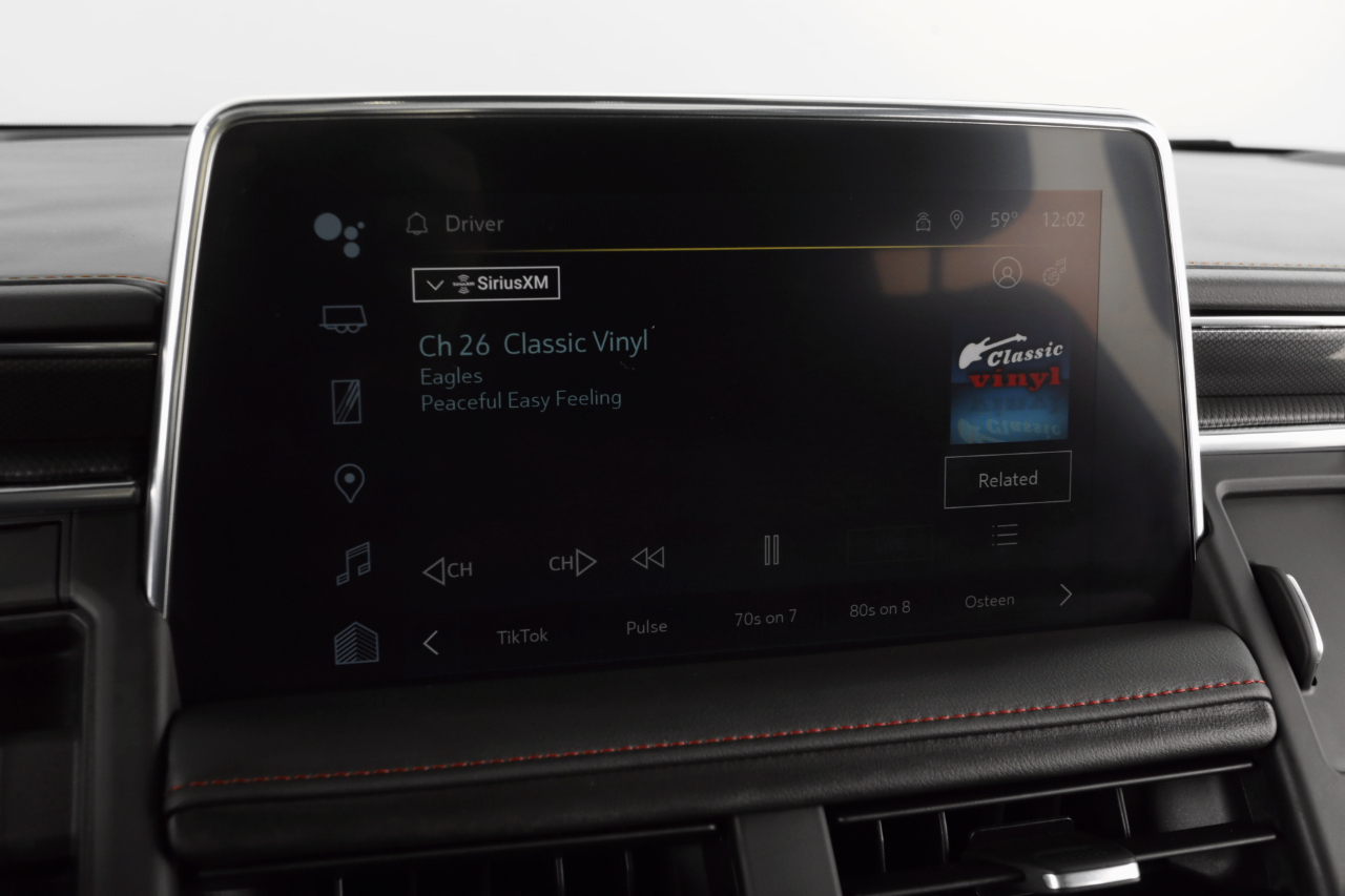 Chevrolet Suburban RST 4WD 2023