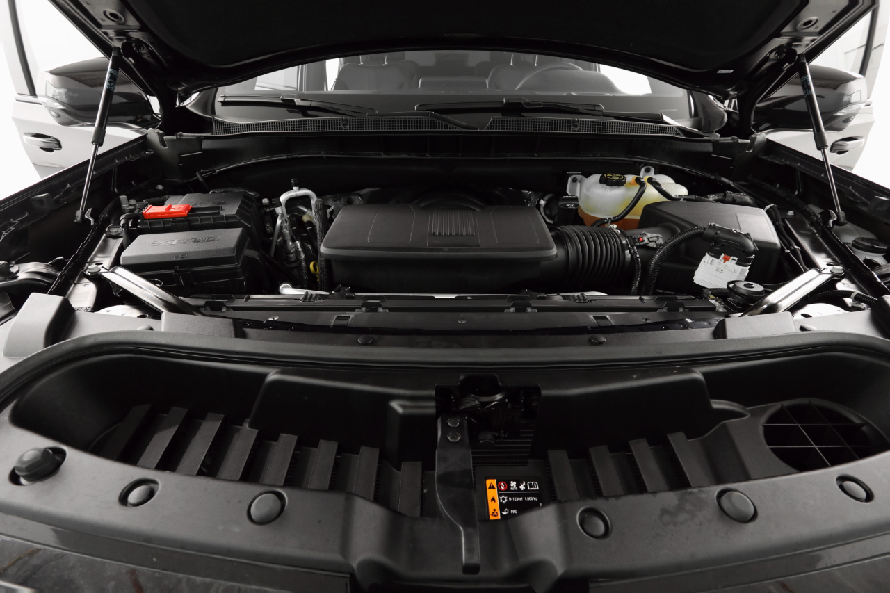 Chevrolet Suburban RST 4WD 2023