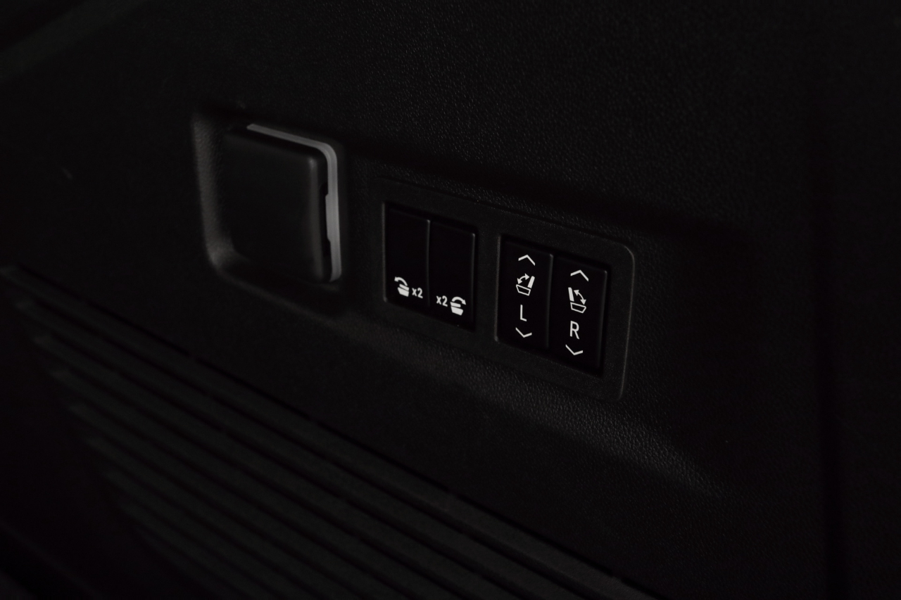 Chevrolet Suburban RST 4WD 2023