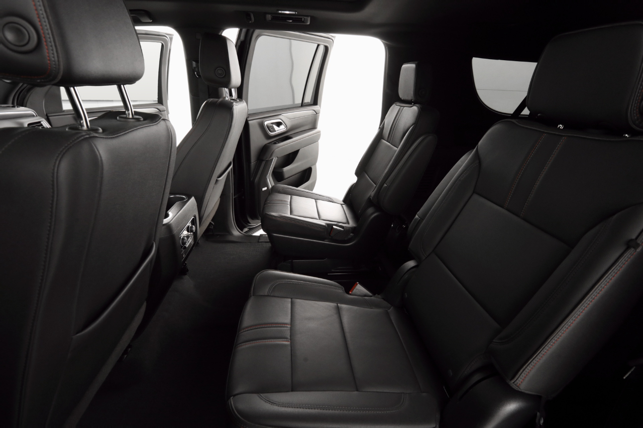 Chevrolet Suburban RST 4WD 2023