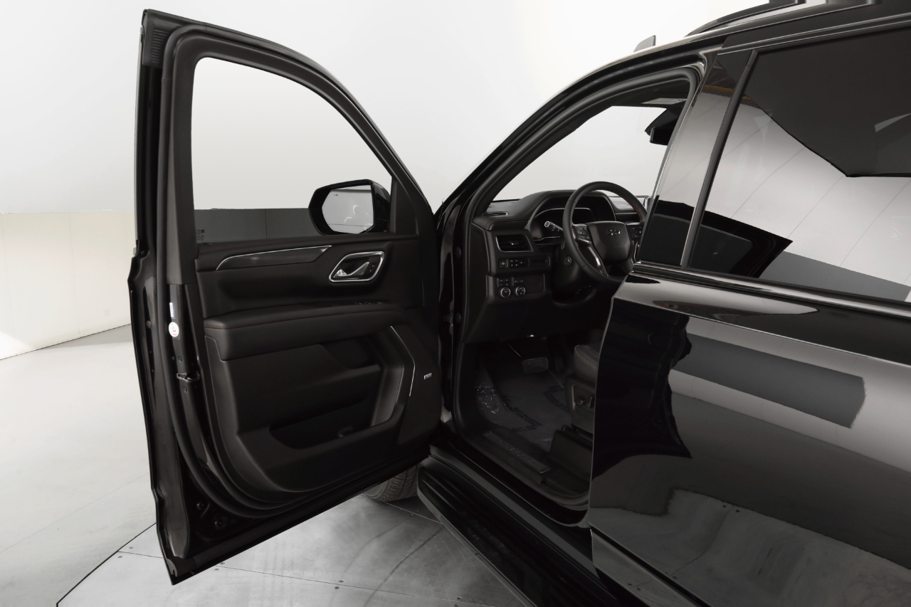 Chevrolet Suburban RST 4WD 2023