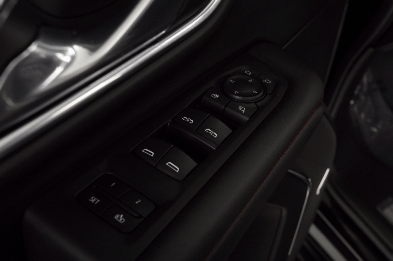 Chevrolet Suburban RST 4WD 2023