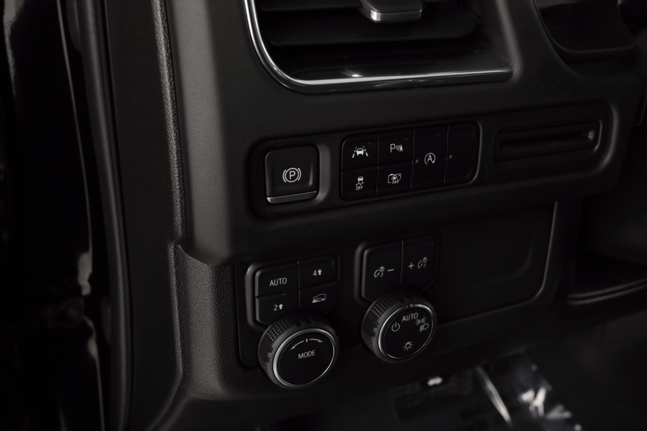 Chevrolet Suburban RST 4WD 2023