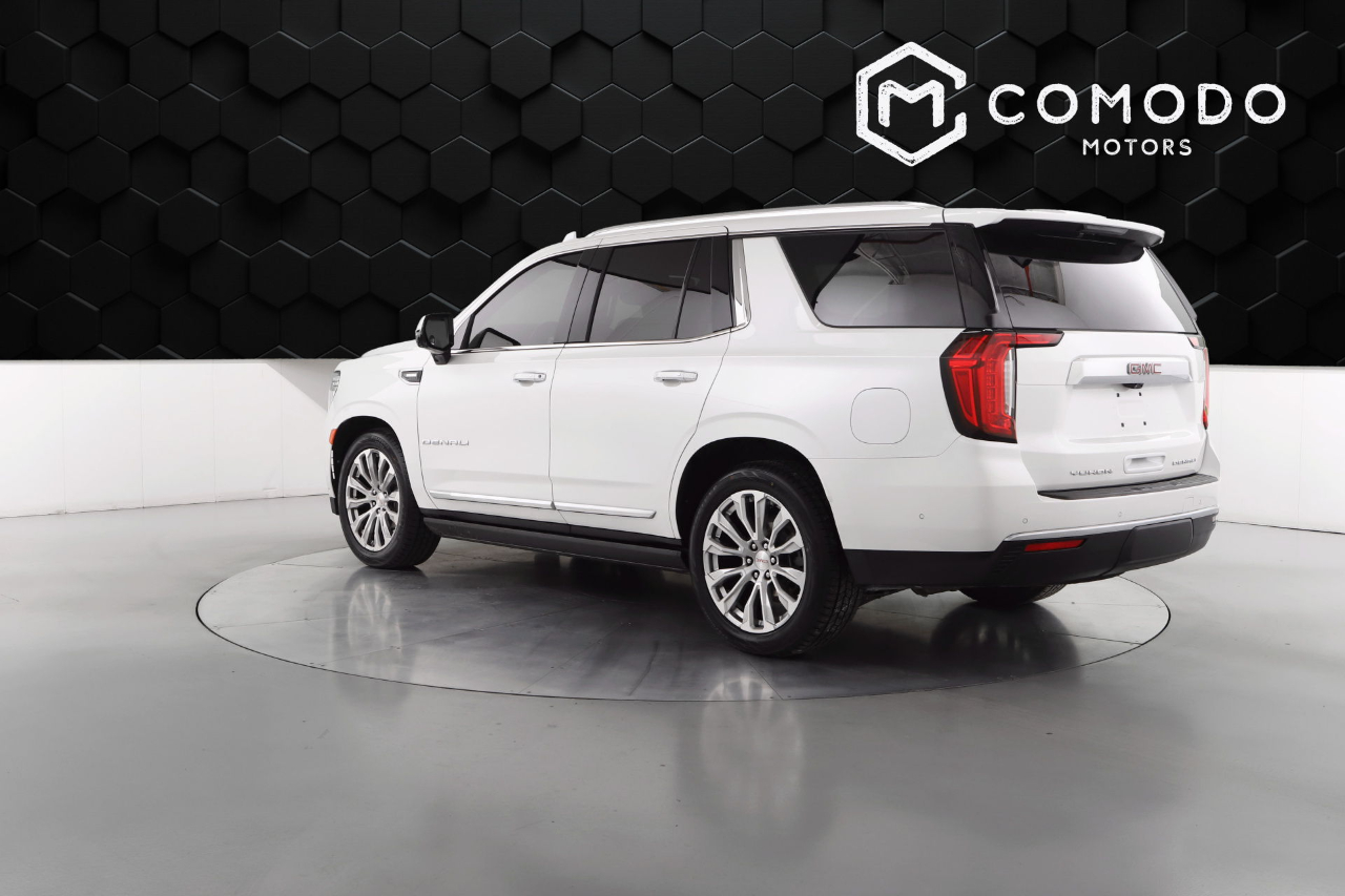 GMC Yukon Denali 4WD 2024