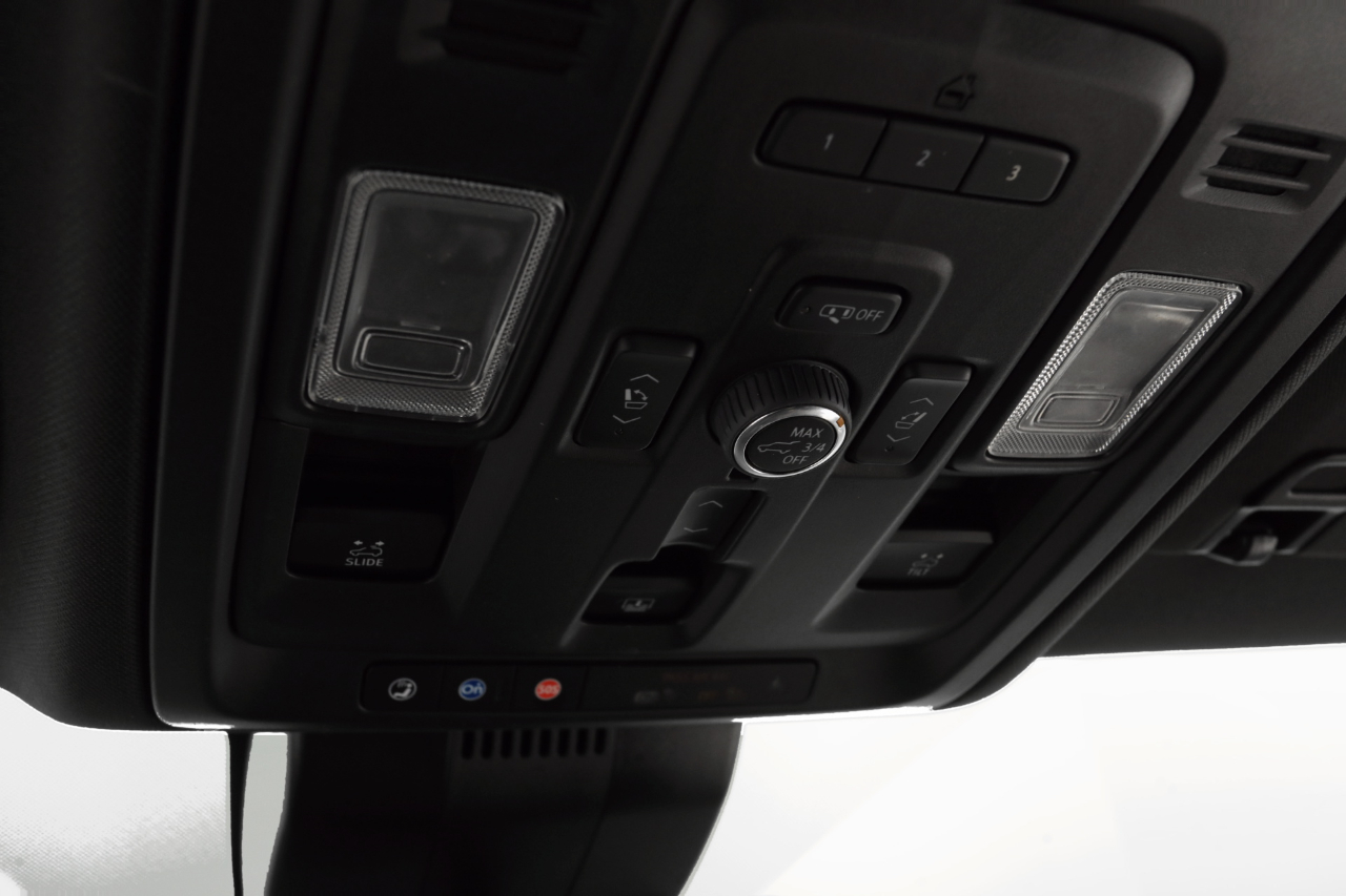 GMC Yukon Denali 4WD 2024