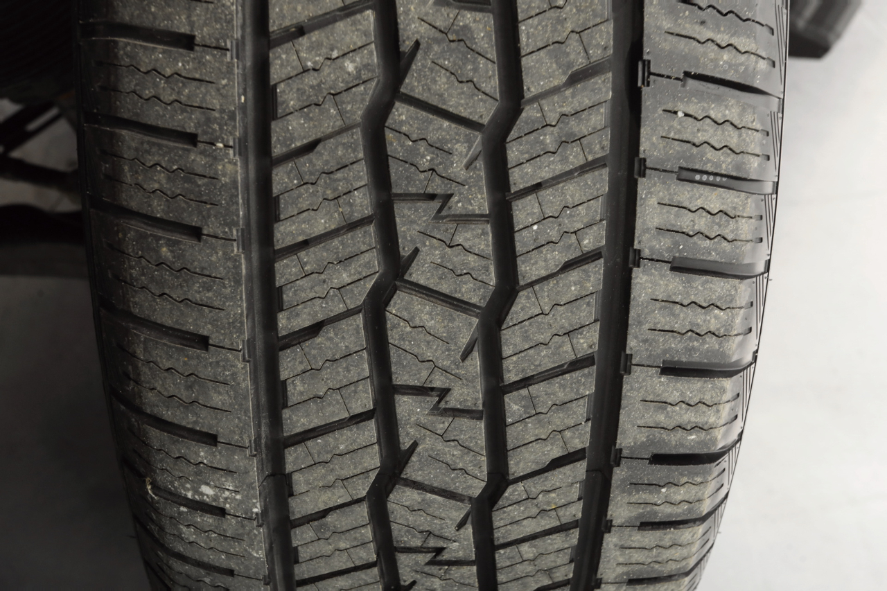 GMC Yukon Denali 4WD 2024