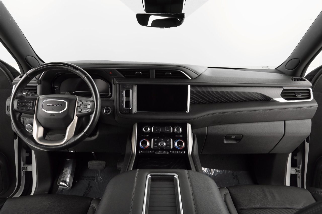 GMC Yukon Denali 4WD 2024