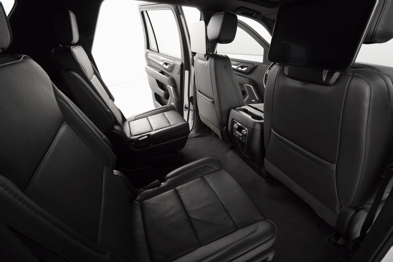 GMC Yukon Denali 4WD 2024